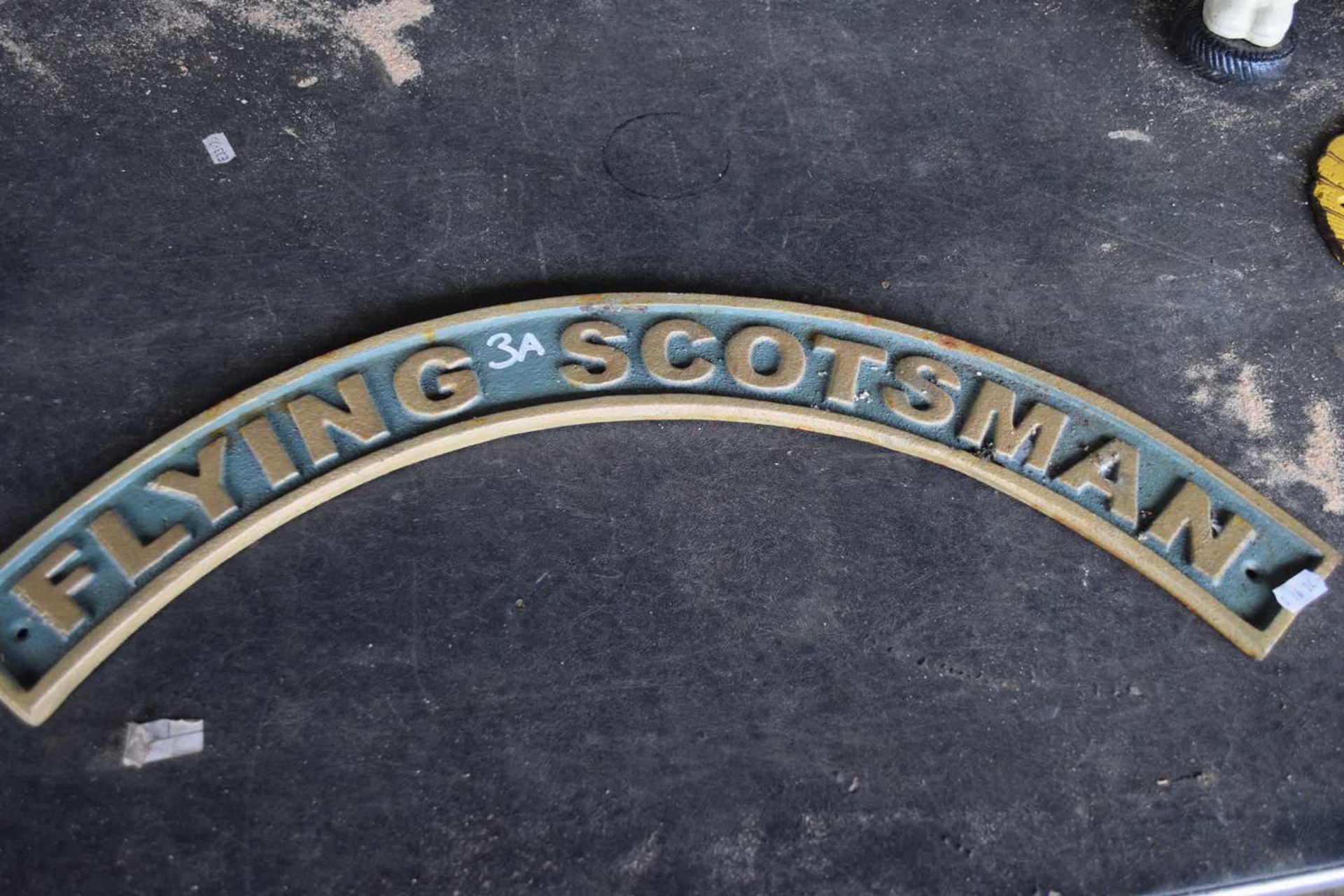 Cast Flying scotsman sign w 60cm