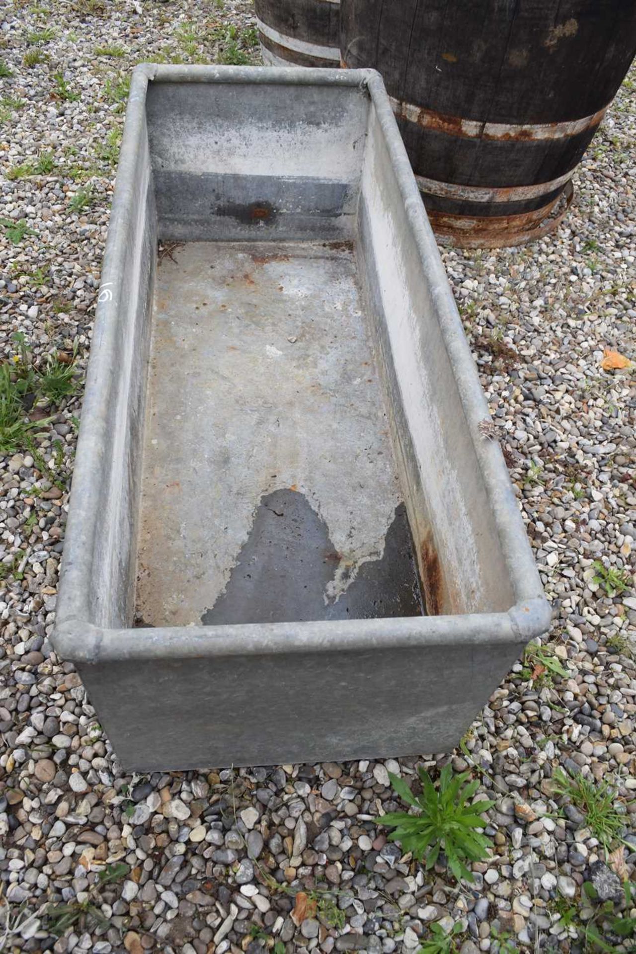 Galvanised water trough, width 120cm, depth 50cm, height 40cm - Image 2 of 2
