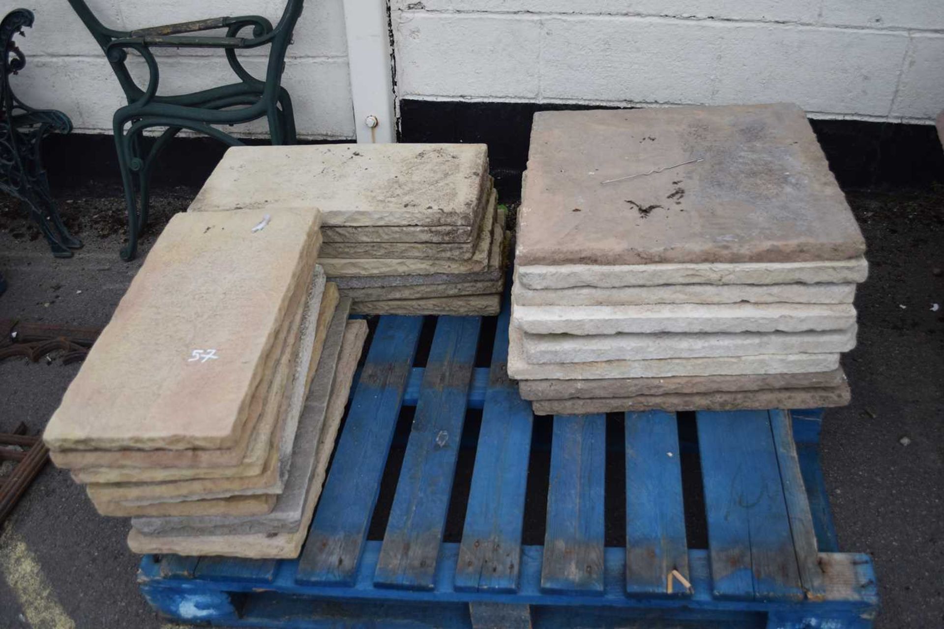 Quantity of paving slabs