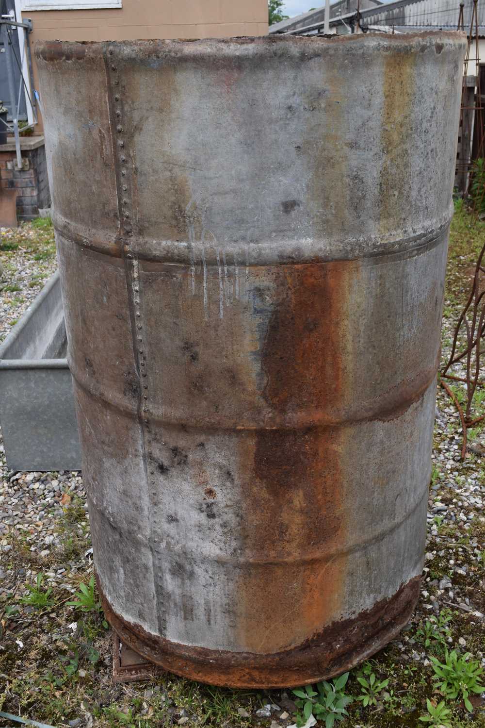 Large water tank, height 125cm - Image 2 of 2