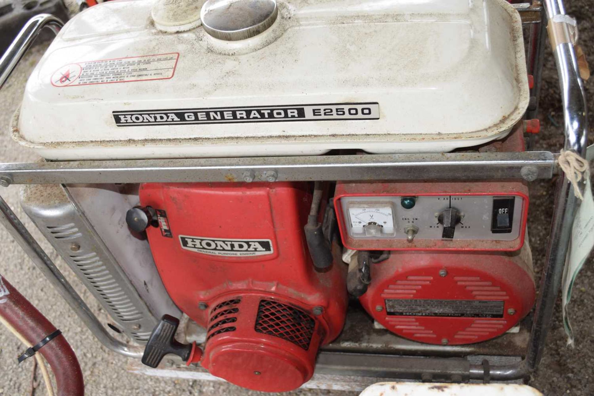 Honda generator E2500 - Image 2 of 3