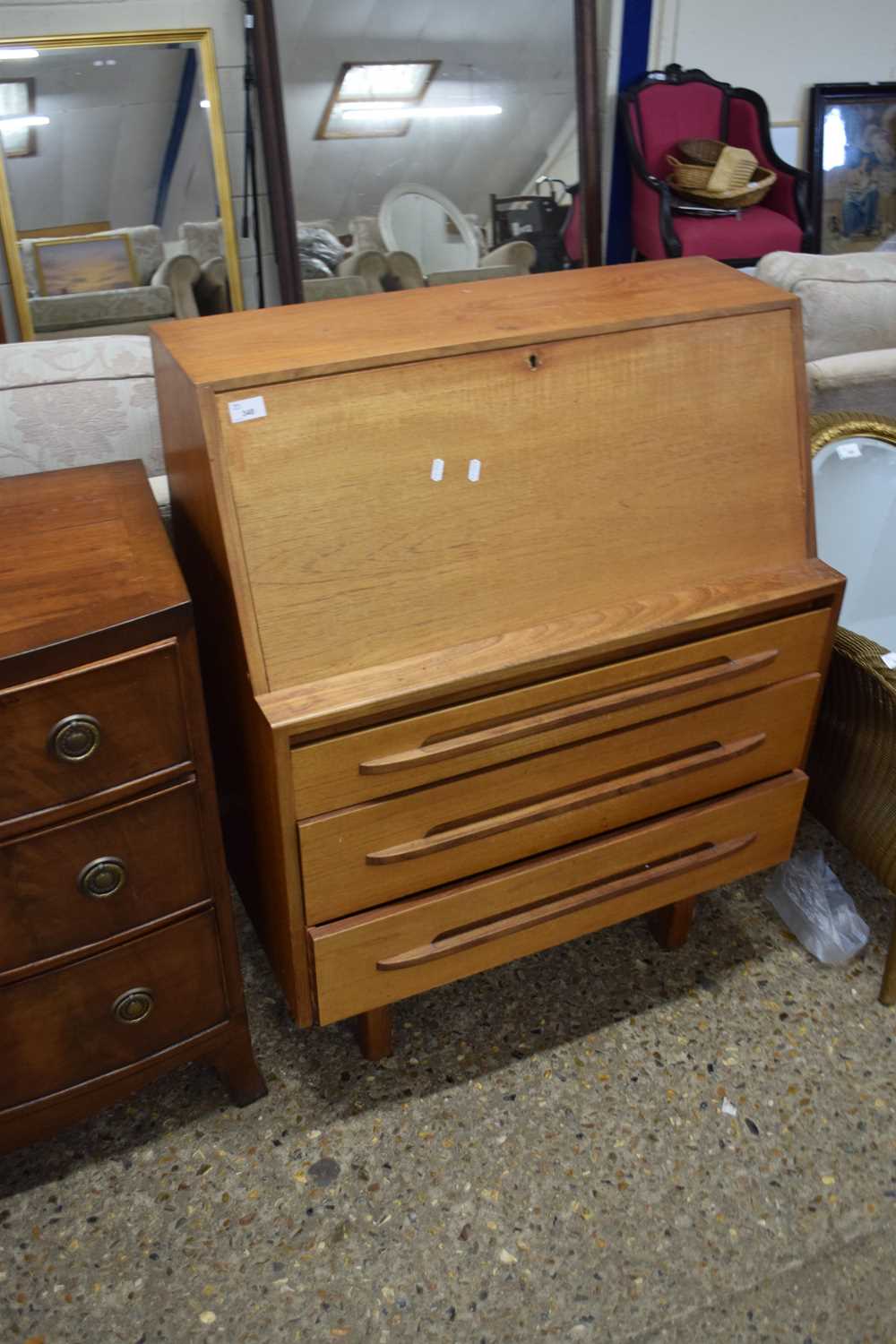 RETRO MID-CENTURY TEAK VENEERED BUREAU, 81CM WIDE