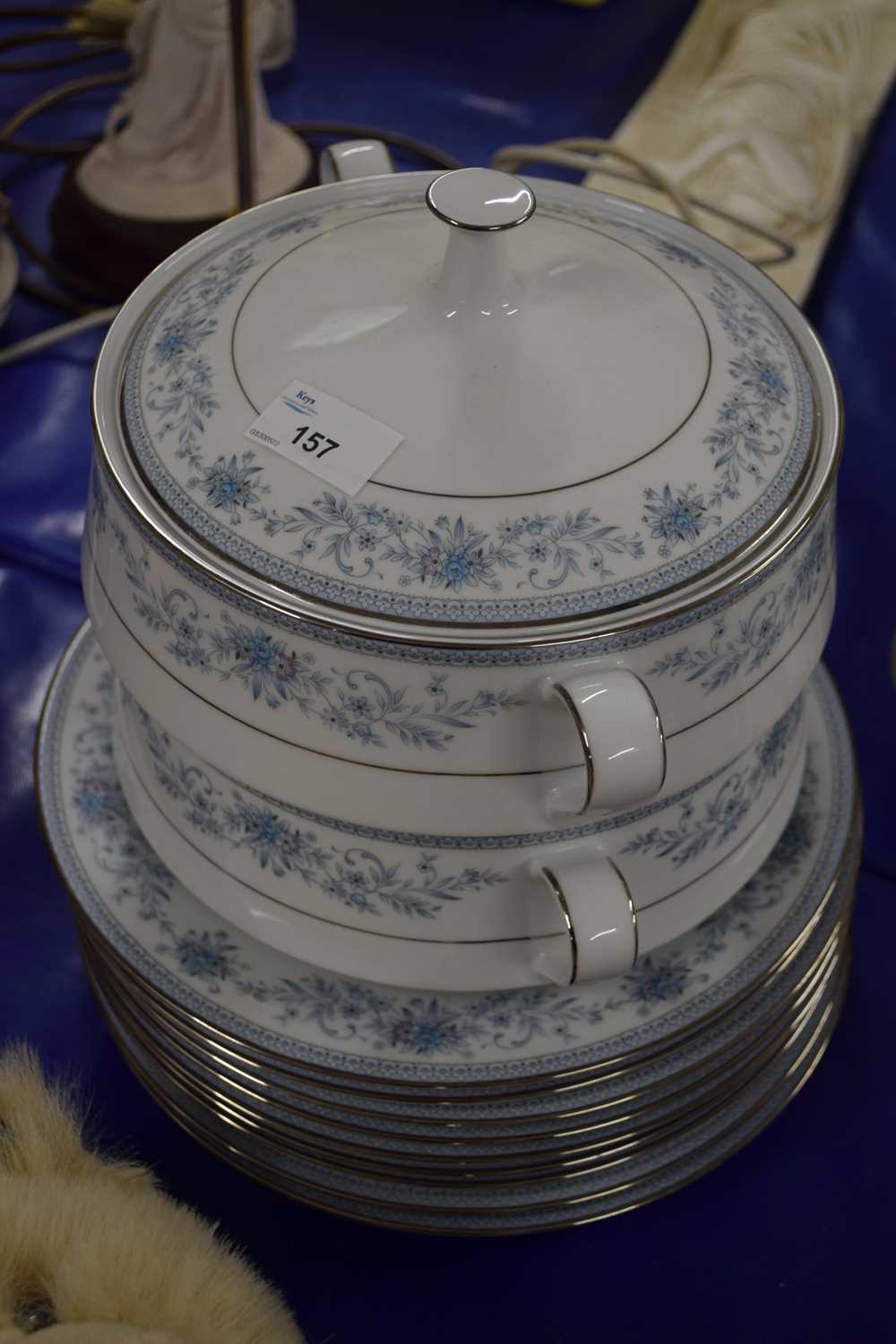 QUANTITY OF NORITAKE BLUE HILL TABLE WARES