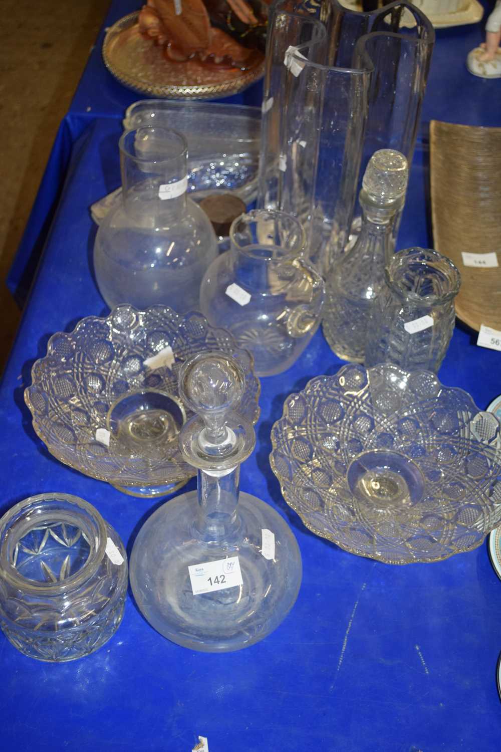 VARIOUS CLEAR GLASS WARES, VASES, TAZZAS, DECANTERS ETC