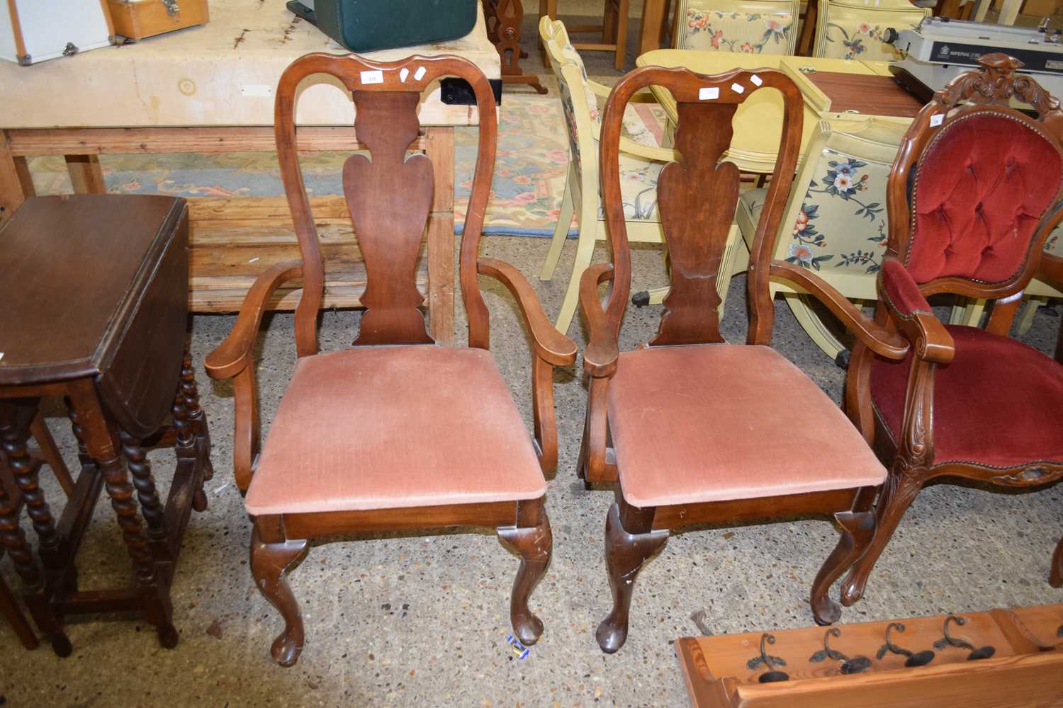 PAIR OF GEORGIAN STYLE MAHOGANY CARVER CHAIRS