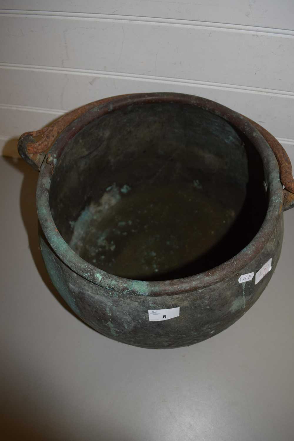 LARGE COPPER CAULDRON - Image 2 of 2