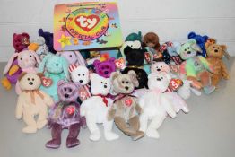 BOX OF TY BEANIE BABIES TO INCLUDE SOME RARE EDITIONS INCLUDING 'GOBBLES THE TURKEY', 'JAKE THE