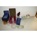 BOX OF MIXED ITEMS TO INCLUDE VARIOUS CASED GLASS WARES, WEDGWOOD JASPERWARES ETC