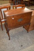 BURR WALNUT VENEERED CABRIOLE LEGGED DRINKS CABINET, 76CM WIDE