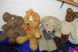 FOUR VINTAGE TEDDY BEARS