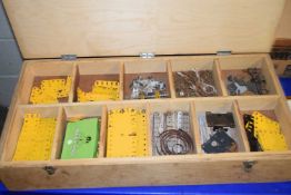 WOODEN CASE OF VARIOUS MECCANO