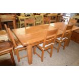 MODERN OAK EXTENDING DINING TABLE AND SIX CHAIRS, TABLE 198CM WIDE