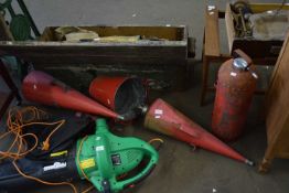 VINTAGE FIRE EXTINGUISHERS AND FIRE BUCKET (4)