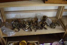 LARGE COLLECTION VARIOUS BRASS COAT HOOKS AND OTHER ITEMS