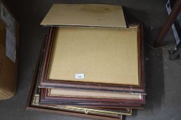 BOX OF MIXED PICTURE FRAMES