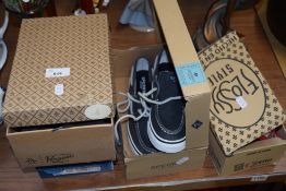 FOUR PAIRS OF VARIOUS SHOES TO INCLUDE SPERRY, PENGUIN AND FLOSSIE STYLE