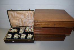 QUANTITY OF COALPORT CANTON COFFEE CANS AND SAUCERS IN FITTED CASE