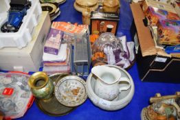 VARIOUS MIXED ITEMS TO INCLUDE CANDLES, CLOTHES PEGS, CERAMICS, BRASS WARES ETC