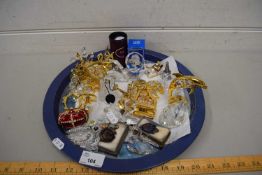 COLLECTION OF SMALL CRYSTAL ORNAMENTS AND OTHER SMALL COLLECTABLES