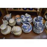 MIXED TEA WARES TO INCLUDE POOLE, FENTON AND OTHERS