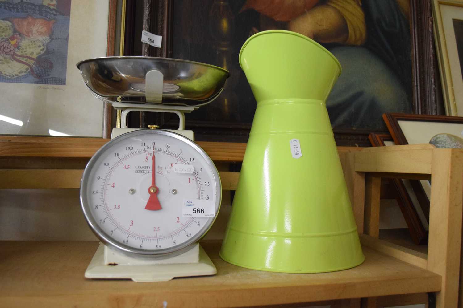 KITCHEN SCALES TOGETHER WITH A MODERN ENAMEL JUG (2)