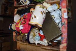 BOX OF VARIOUS CERAMICS