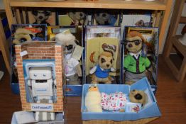 COLLECTION OF 'COMPARE THE MARKET' MEERKATS AND A 'CONFUSED.COM' ROBOT