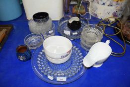 VARIOUS GLASS BOWLS AND OTHER ITEMS