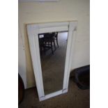 20TH CENTURY RECTANGULAR WALL MIRROR IN WHITE PAINTED FRAME, 107CM WIDE