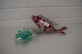 MURANO ART GLASS FISH AND A FURTHER GLASS ASHTRAY