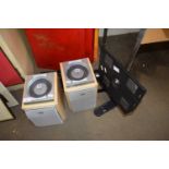 PAIR OF PHILIPS SPEAKERS TOGETHER WITH WALL BRACKETS (5)