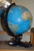 GLOBE FORM LAMP