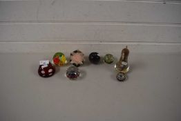 COLLECTION OF EIGHT MIXED PAPERWEIGHTS