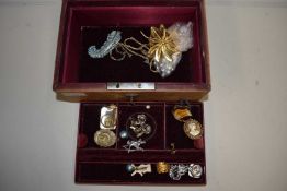 LEATHER JEWELLERY BOX CONTAINING VARIOUS COSTUME JEWELLERY