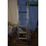 FOLDING METAL STEP LADDER