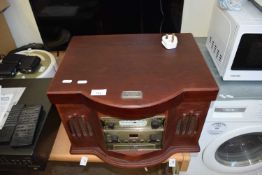 CLASSIC COLLECTORS EDITION WOODEN CASED STEREO RECORD/CD PLAYER