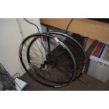 PAIR OF GIANT PR2 BIKE WHEELS