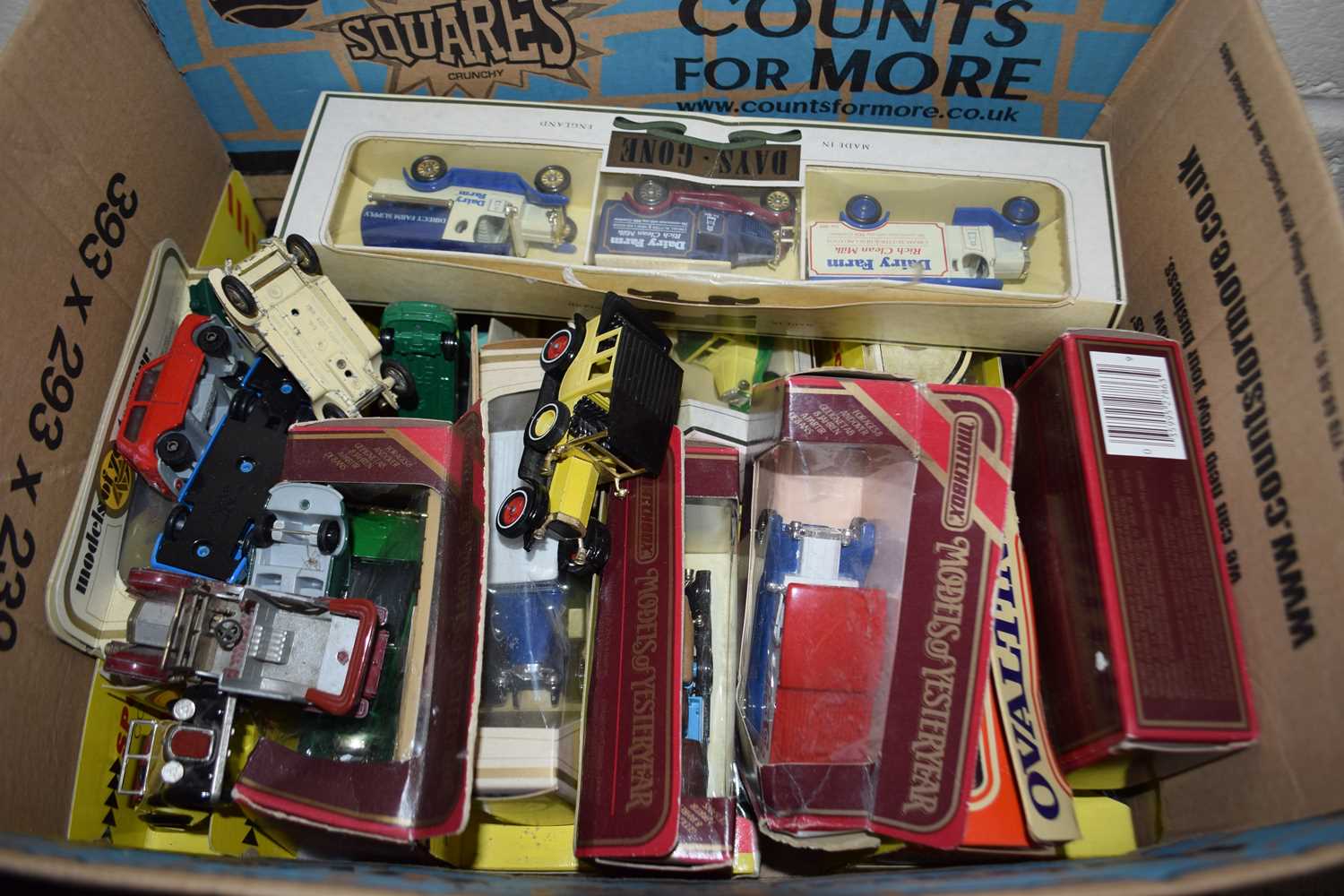 BOX CONTAINING QUANTITY OF MAINLY MATCHBOX YESTERDAY MODELS