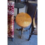 VICTORIAN OVAL SHAPED WALNUT SIDE TABLE