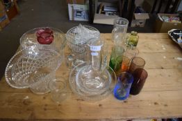 VARIOUS GLASS BOWLS, DRINKING GLASSES ETC