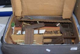 SUITCASE CONTAINING WOODEN WESTERN PLAY SET, BRITAINS COWBOY FIGURES ETC