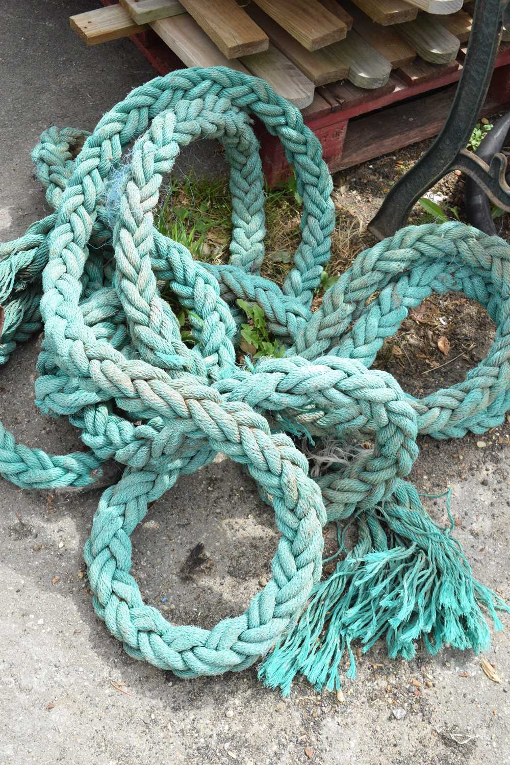 Large quantity of sailing/nautical rope