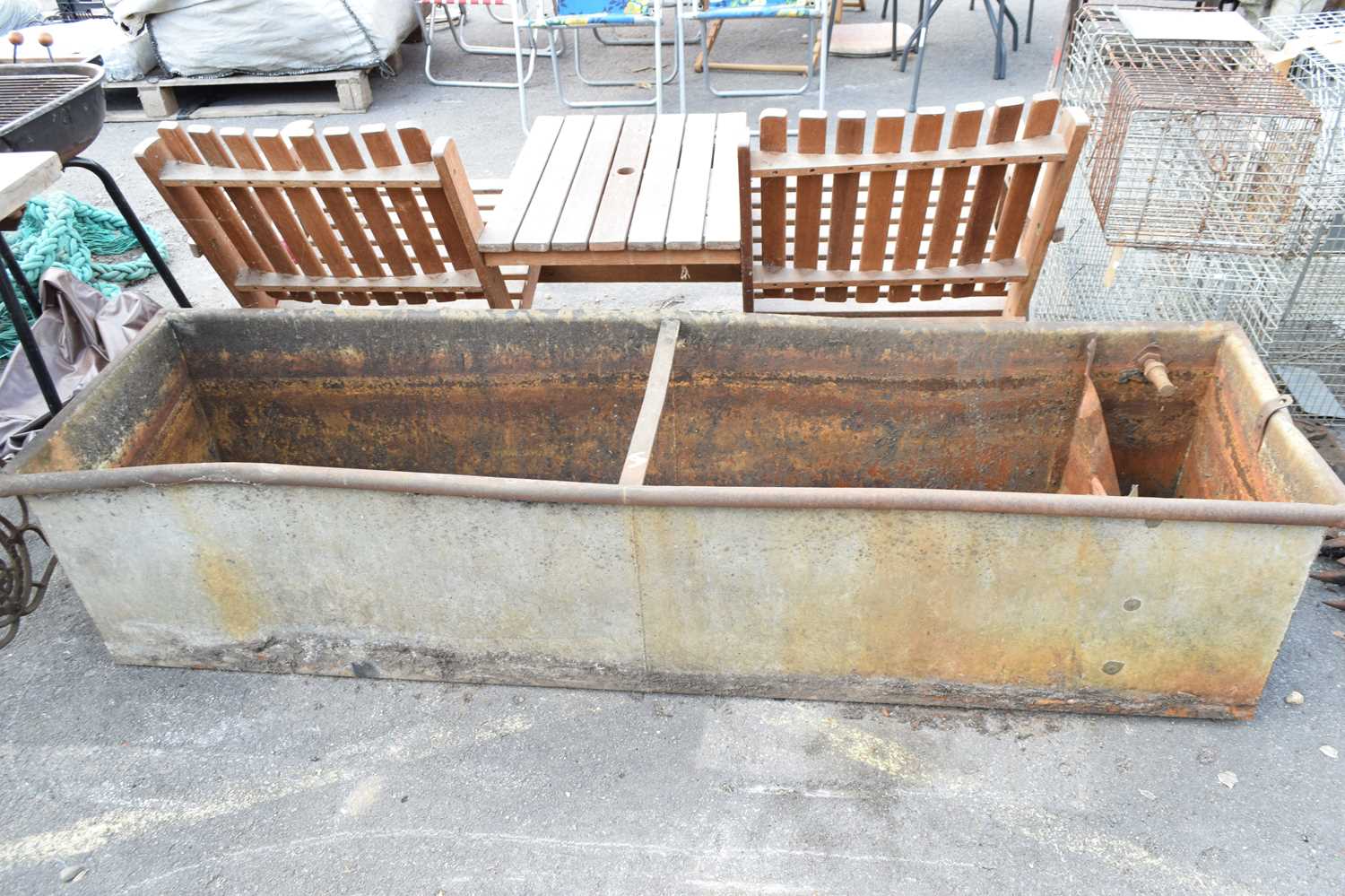 Galvanised trough, width 186cm x 50cm x 42cm (a/f)