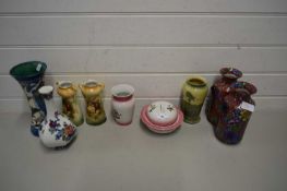 MIXED LOT OF VASES TO INCLUDE A BARNSTAPLE FISH VASE (A/F)