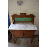 LATE VICTORIAN MARBLE TOP AND TILE BACK WASH STAND, 83CM WIDE