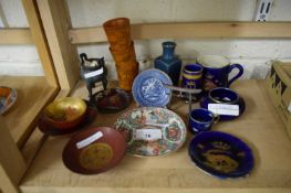 MIXED LOT OF MINIATURE TEA WARES, ORIENTAL GILT LACQUERED PEDESTAL BOWLS, AND OTHER ITEMS