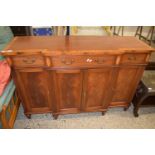 REPRODUCTION MAHOGANY BREAK FRONT SIDEBOARD, 137CM WIDE