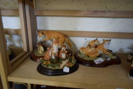COUNTRY ARTISTS MODEL 'FOX FAMILY', TOGETHER WITH TWO FURTHER FOX MODELS BY WILDTRACK (3)