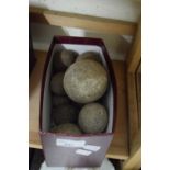 BOX OF VARIOUS SPHERICAL STONES OR FOSSILS