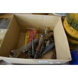 BOX OF MIXED TOOLS